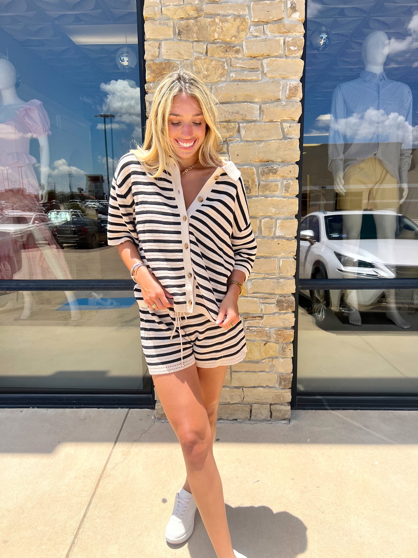 BEIGE STRIPED BUTTON TOP