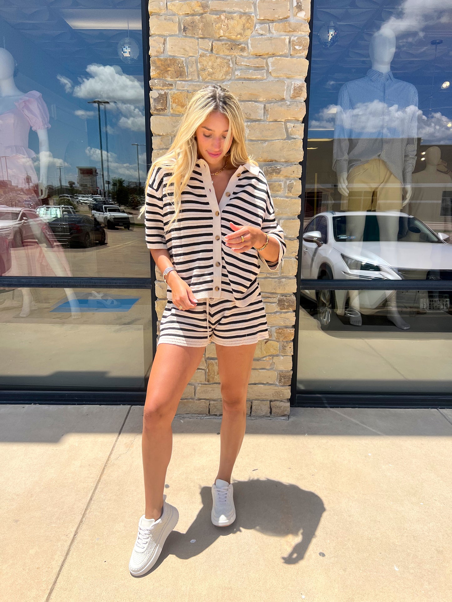 BEIGE STRIPED BUTTON TOP