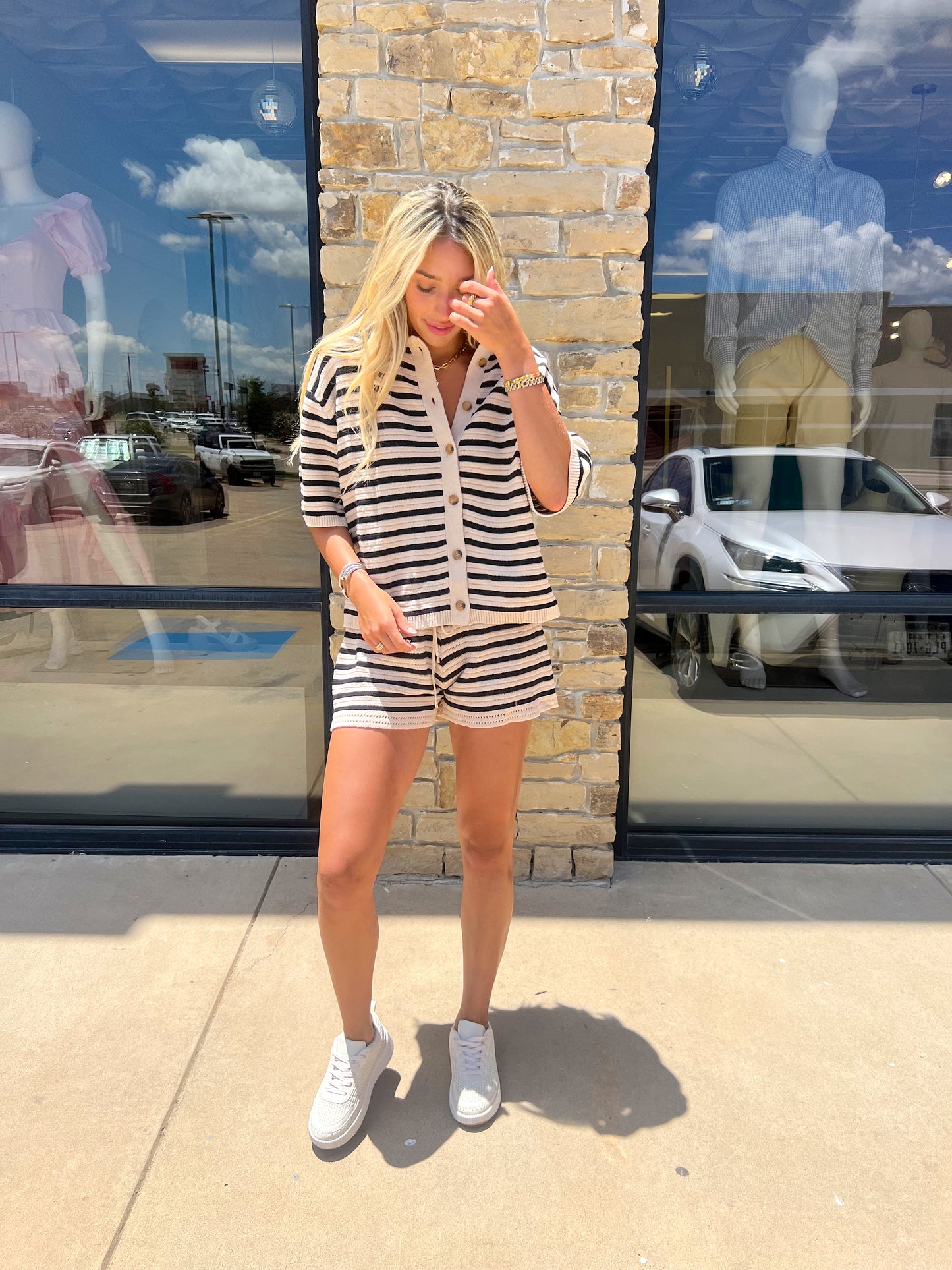 BEIGE STRIPED BUTTON TOP